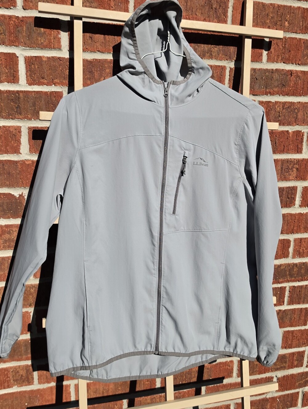 L.L. Bean womens Lightweight Windbreaker Grey Size XL
